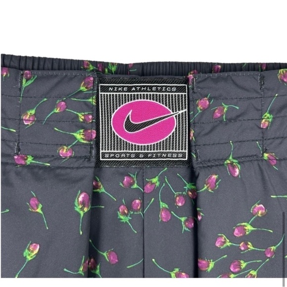 NIKE NWT ICON CLASH ROSEBUD JOGGERS - Picture 4 of 9